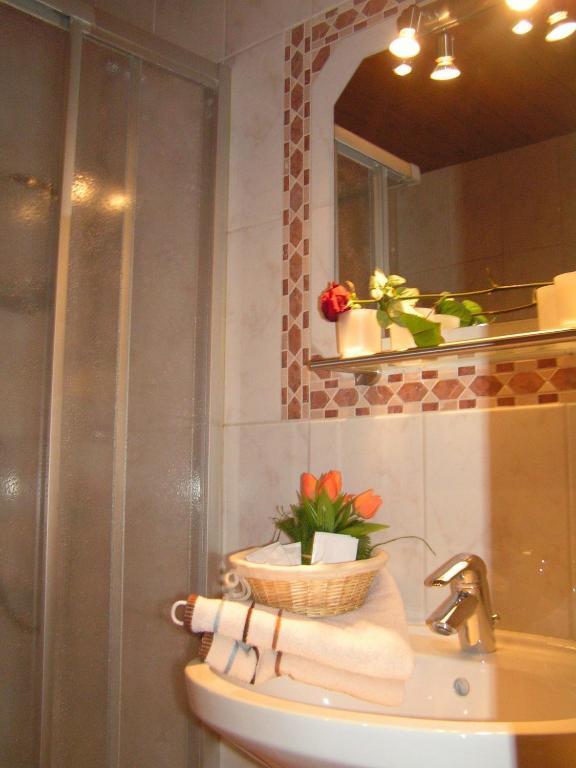 Aparthotel Haeus'L Am Ruan Berwang Habitación foto